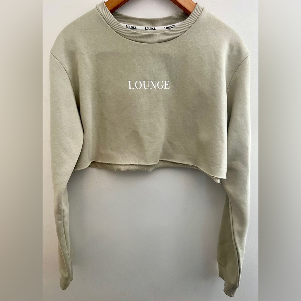 LOUNGE Cropped Sweatshirt Olive Green Size M – Cozy & Chic